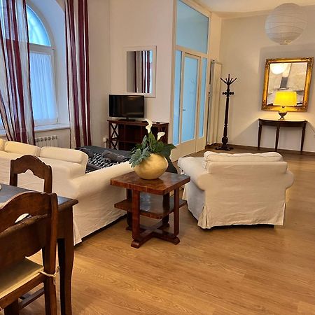 Loft With Private Parking Apartment Триест Екстериор снимка