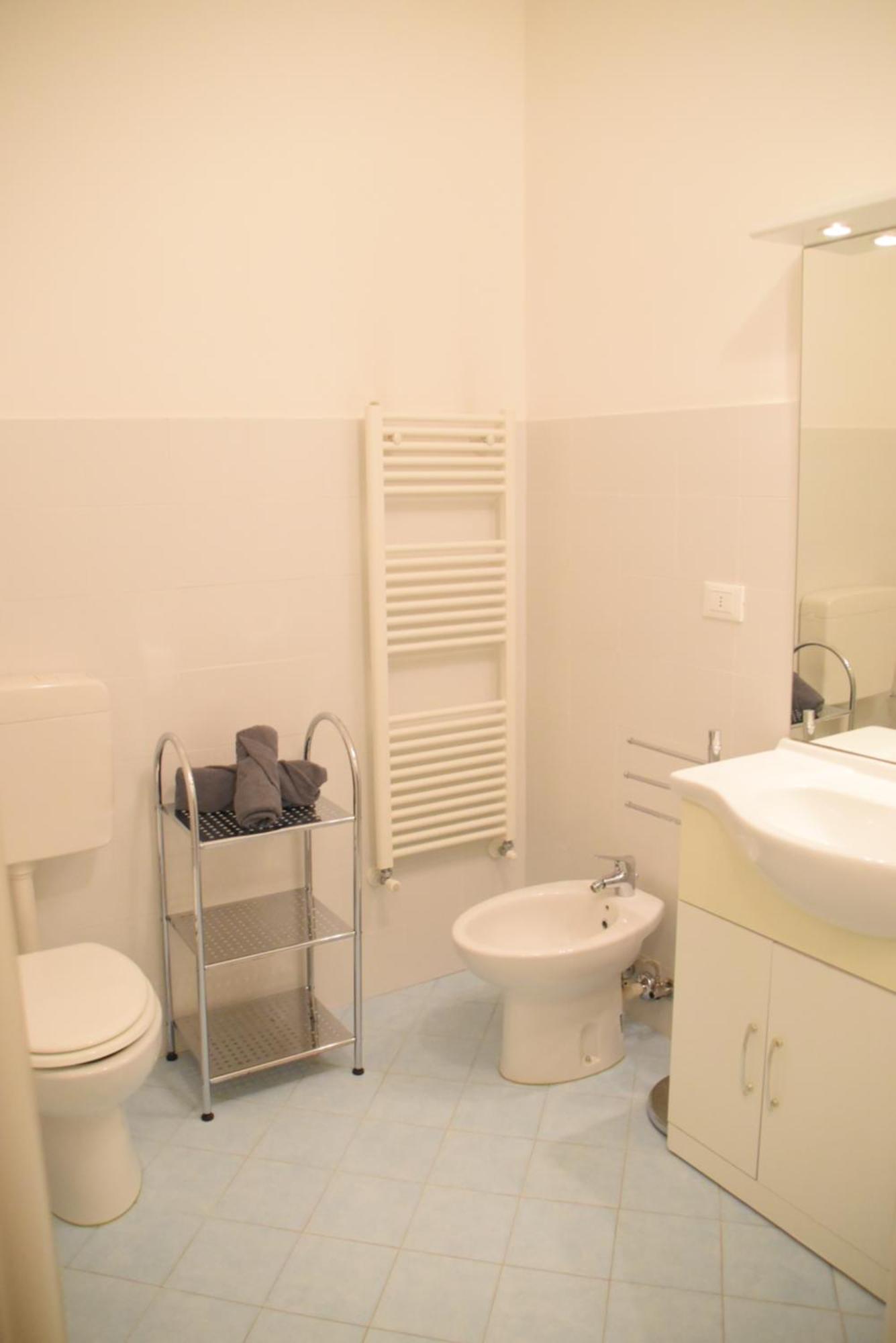 Loft With Private Parking Apartment Триест Екстериор снимка
