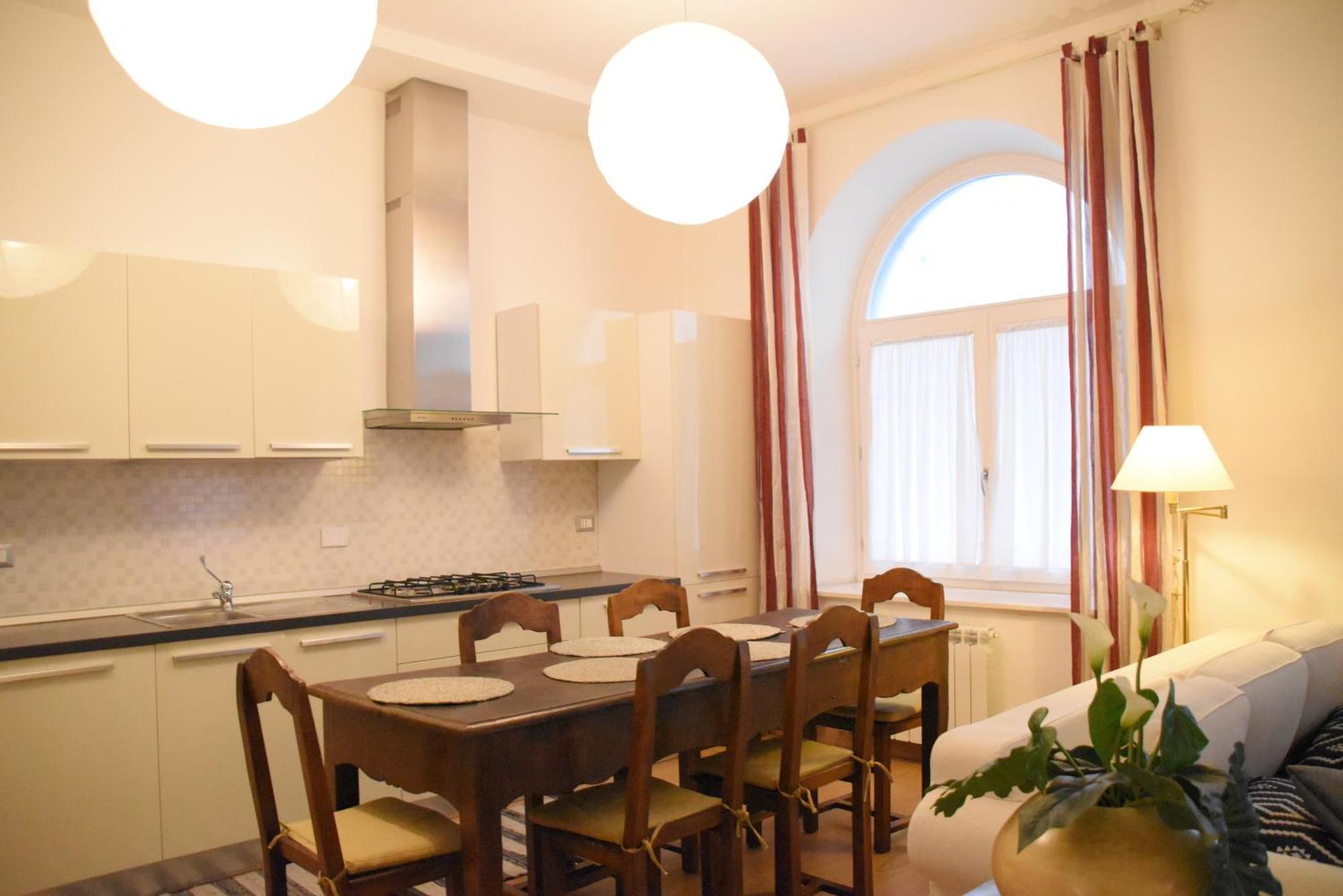 Loft With Private Parking Apartment Триест Екстериор снимка